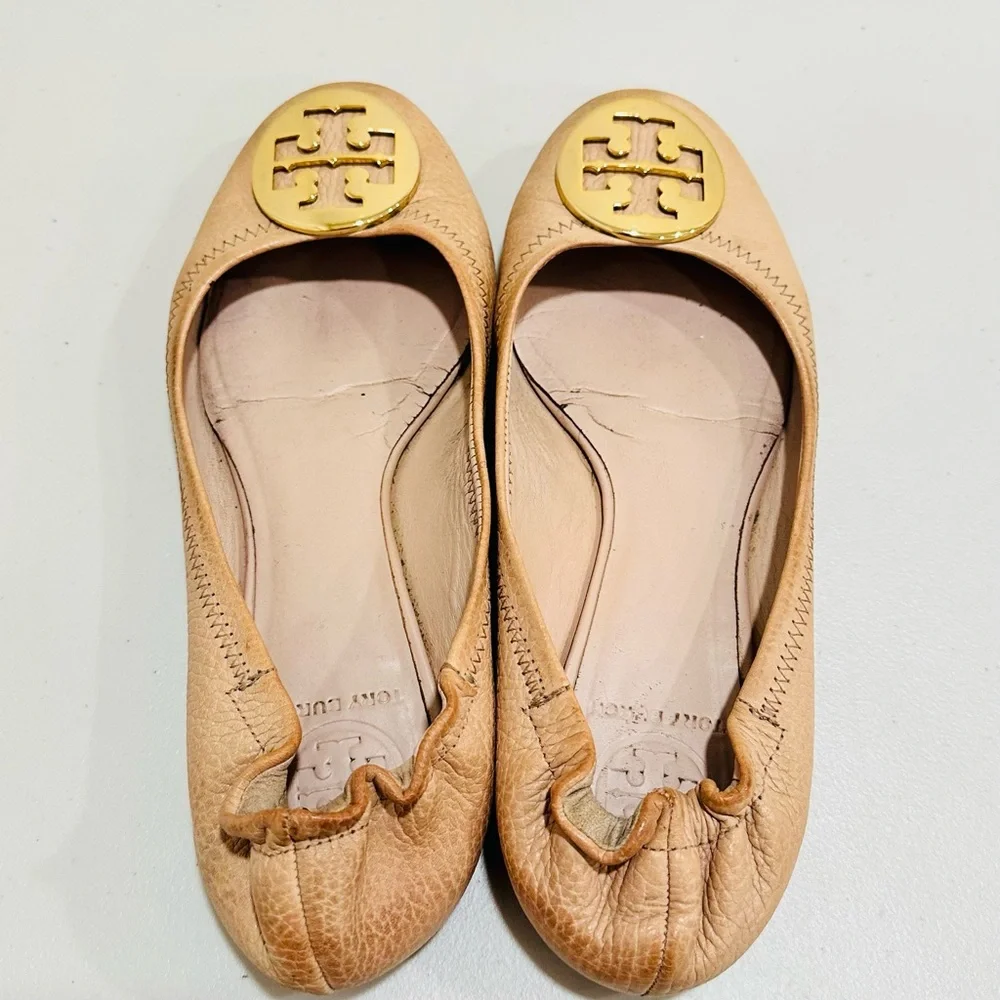 Tory Burch‎ Reva Ballet Flats 6M Camel Leather Logo Medallion Elastic Back